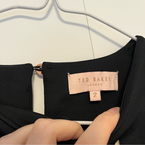 ted baker❣️SAMPLE scallop short sleeve black - Picture 3 of 7